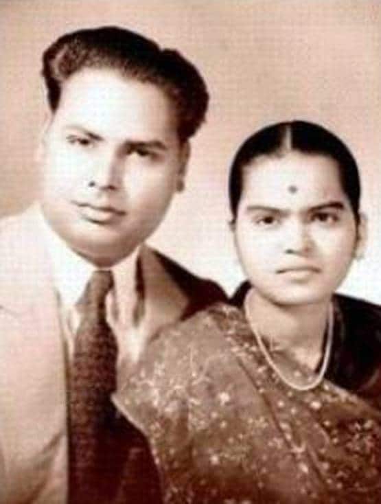 धीरूभाई के पोता-पोती कर रहे हैं ये काम, इतना बड़ा है परिवार