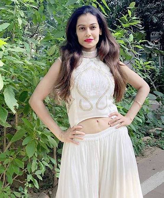 जेल में कटी पायल की रात, ठंडी जमीन पर चटाई में सोना पड़ा