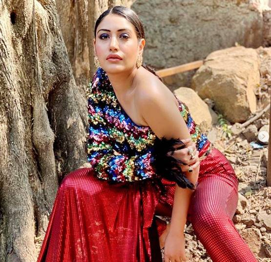 मोहसिन से हिना खान तक, ये TV सेलेब्स बने 2019 के सेक्सिएस्ट मैन-वुमन