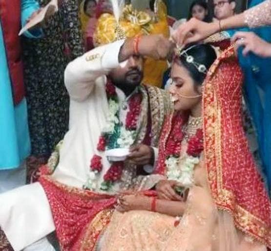 कसौटी जिंदगी की फेम एक्ट्रेस ने की बॉयफ्रेंड संग शादी, 'प्रेरणा' भी पहुंचीं