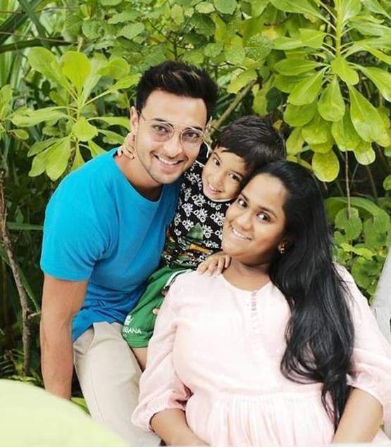 आयत के पैदा होने पर वायरल हुई भांजे संग सलमान की ये तस्वीरें