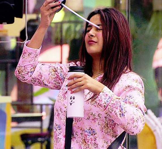 सिद्धार्थ से माफी मांगते-मांगते थकीं शहनाज, बोलीं- इसके बिना नहीं रह सकती