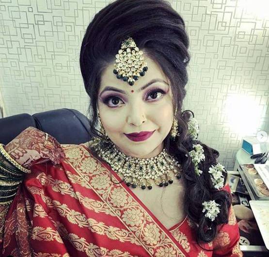 परिवार की मंजूरी के बिना 'ये रिश्ता' फेम एक्ट्रेस ने रचाई शादी, देखें फोटोज