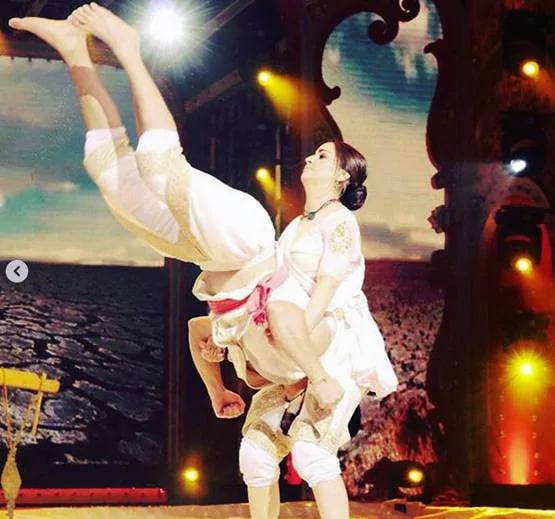 क्या स्टंट था श्रद्धा आर्या का रियलिटी शो में सगाई करना?