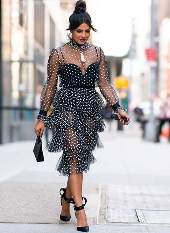 किस महीने बढ़ता है प्रियंका का वजन? जानें सुबह से शाम तक पूरा डाइट प्लान