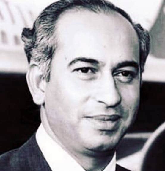 आधी रात को PAK के पूर्व PM को दी गई थी फांसी, खींची थी प्राइवेट पार्ट की फोटो