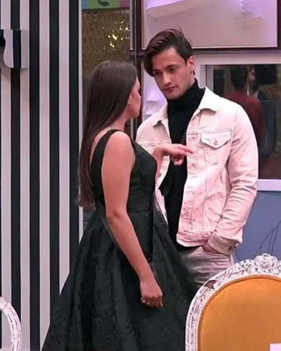 किस कंटेस्टेंट को BB13 विनर देखना चाहती हैं हिमांशी? दिया ये जवाब