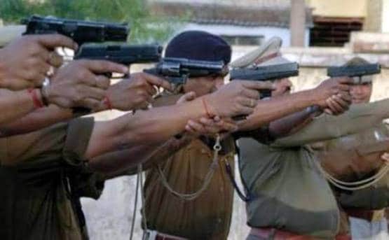 ये हैं हैदराबाद के IPS सज्जनार, जिन पर उठे सवाल भी, मिले सैल्यूट भी