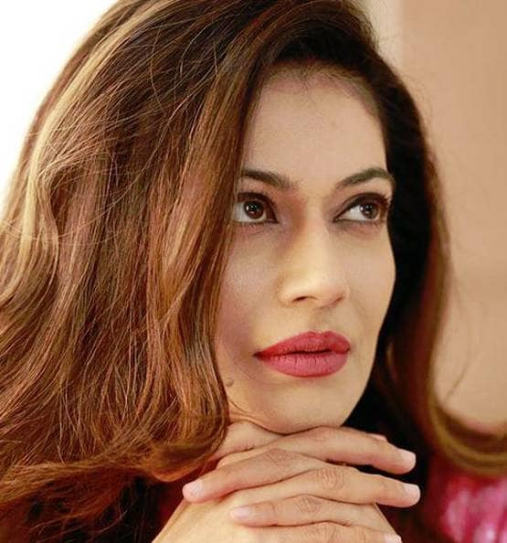 जेल में कटी पायल की रात, ठंडी जमीन पर चटाई में सोना पड़ा