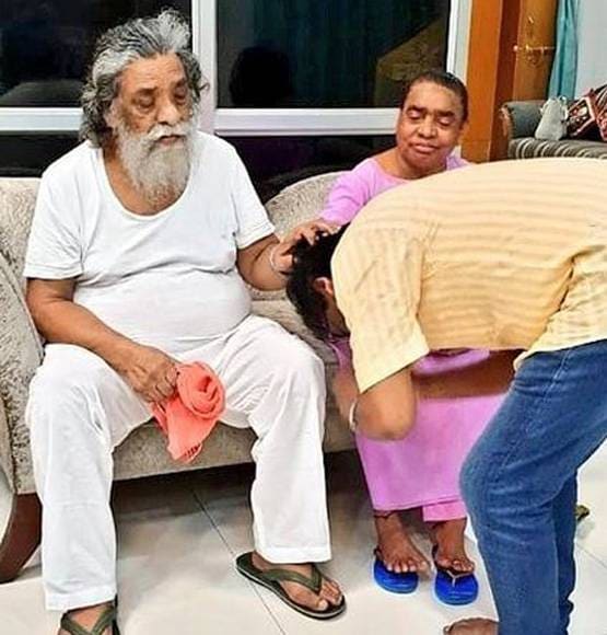 ऐसा है झारखंड के होने वाले CM का परिवार, पत्नी करती हैं ये काम