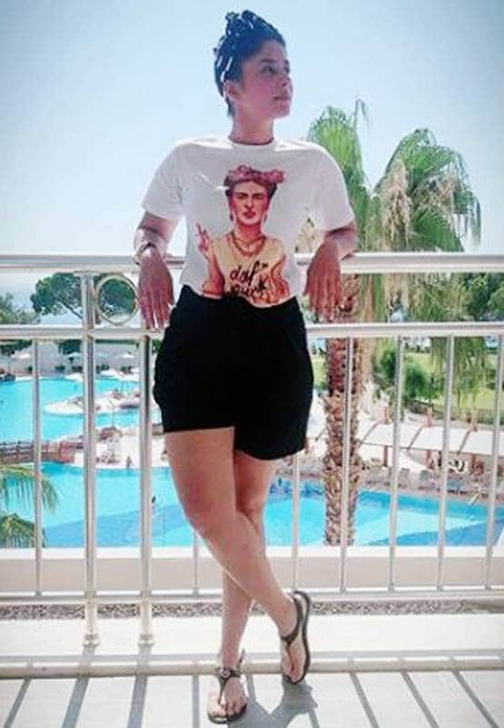 रियल लाइफ में काफी ग्लैमरस हैं 'प्रेरणा की सास' मोहिनी, तस्वीरें वायरल