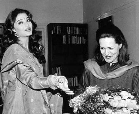 जब इंदिरा ने सोनिया से कहा था, 'डरो मत मैंने भी प्यार किया है'