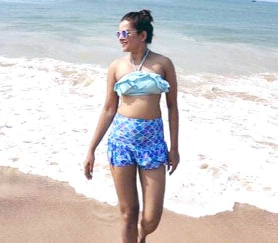 नायरा की 'चाची सास' का बिकिनी में बोल्ड अवतार, वेकेशन की फोटोज वायरल