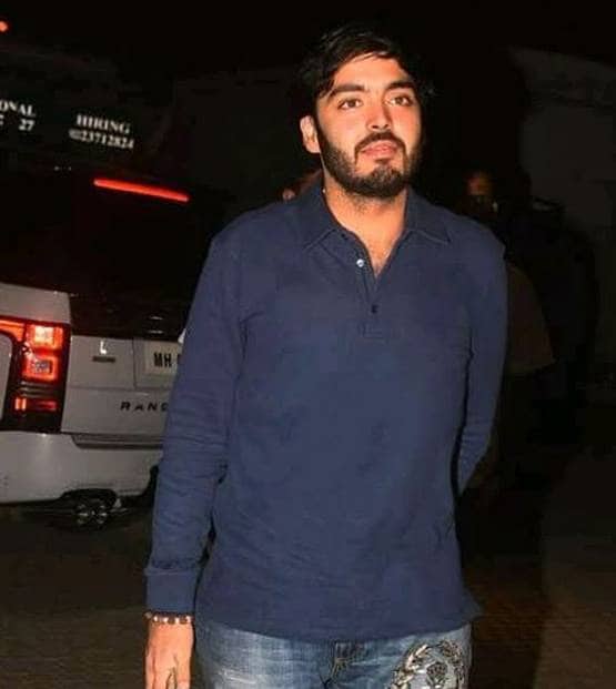 धीरूभाई के पोता-पोती कर रहे हैं ये काम, इतना बड़ा है परिवार