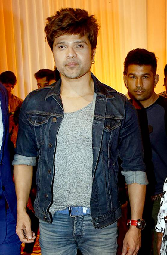 मेकअप आर्टिस्ट के बेटे की शादी में पहुंचे सलमान खान, फोटो वायरल