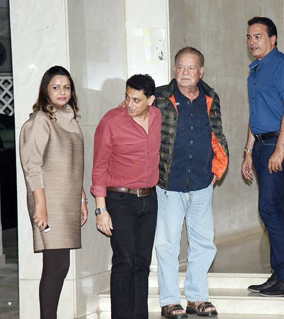 सलमान खान के बर्थडे बैश में श‍ामिल हुआ परिवार, एक्स गर्लफ्रेंड्स