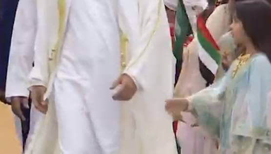 जब एक बच्ची के घर जाने के लिए मजबूर हुए अबु धाबी के क्राउन प्रिंस