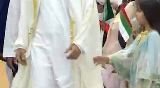 जब एक बच्ची के घर जाने के लिए मजबूर हुए अबु धाबी के क्राउन प्रिंस