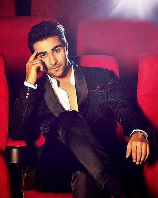 न्यू ईयर पर साथ होंगे तारा-आदर जैन, लंदन में होगा सेलिब्रेशन