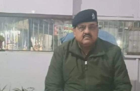 CAA: उपद्रवियों के लिए भेष बदलती पुलिस, कभी ठेले वाला तो कभी केले वाले