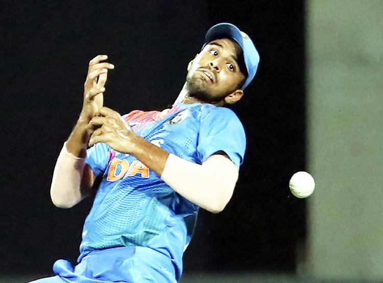 तीसरा टी-20 आज, कुलदीप को मौका, पंत पर गिरेगी गाज?