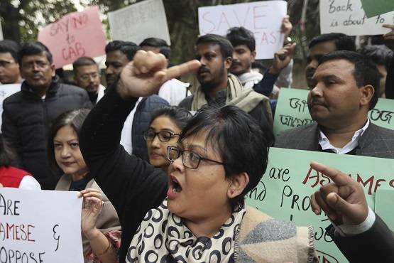 सुलग रहा पूर्वोत्तर भारत, भड़के लोग, CAB का जबरदस्त विरोध