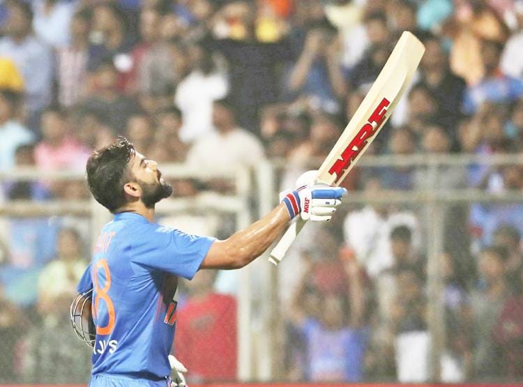 रोहित का बल्ला उगल रहा आग, खतरे में कोहली का बड़ा रिकॉर्ड