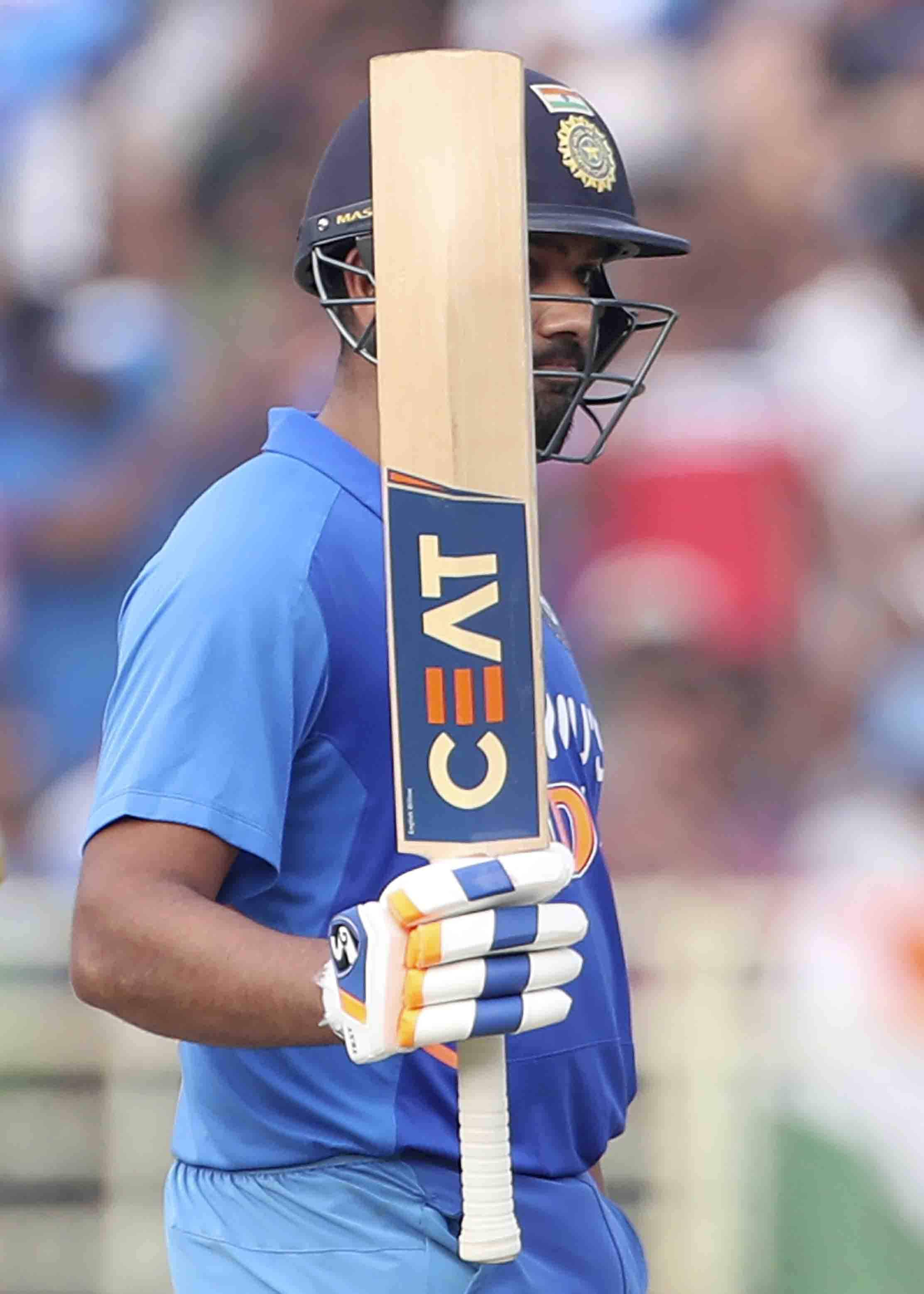 रोहित ने एक शतक से तोड़े कई रिकॉर्ड, गांगुली-वॉर्नर के क्लब में एंट्री