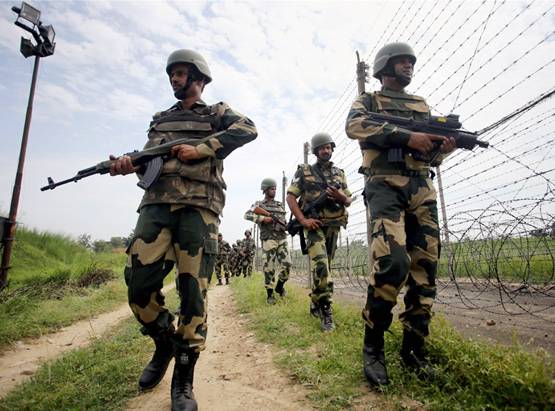 मां एनाउंसर- पत्नी टीचर, ऐसा है नये आर्मी चीफ नरवणे का परिवार