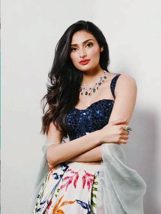 क्र‍िकेटर KL राहुल-अथिया के रिश्ते को परिवार से मिला ग्रीन सिग्नल?