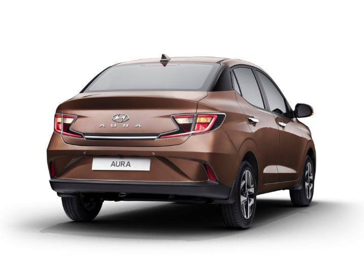 डिजायर-अमेज को टक्कर देगी Hyundai Aura, जानें- कब होगी लॉन्च