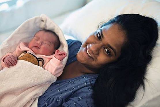 कैसी दिखती है सलमान खान की न्यूबॉर्न भांजी आयत, देखें लेटेस्ट तस्वीरें