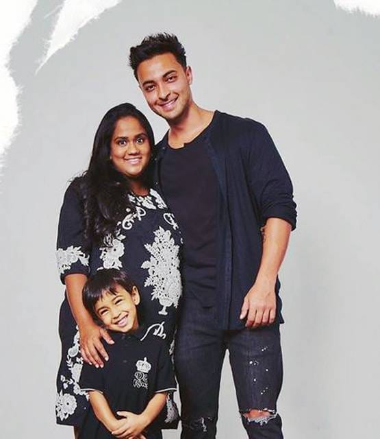 कैसी दिखती है सलमान खान की न्यूबॉर्न भांजी आयत, देखें लेटेस्ट तस्वीरें