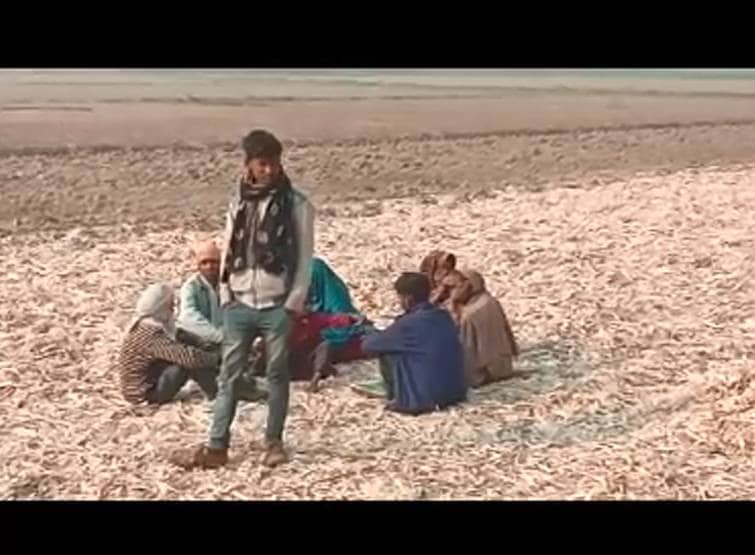 खौलते गन्ने के रस की कड़ाही में कूदी महिला, रात भर थी घर से गायब