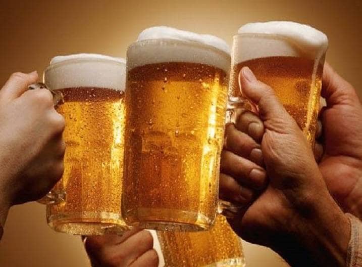 इस राज्य में सबसे ज्यादा शराब पीते हैं लोग, महिलाओं को खुद पर कंट्रोल