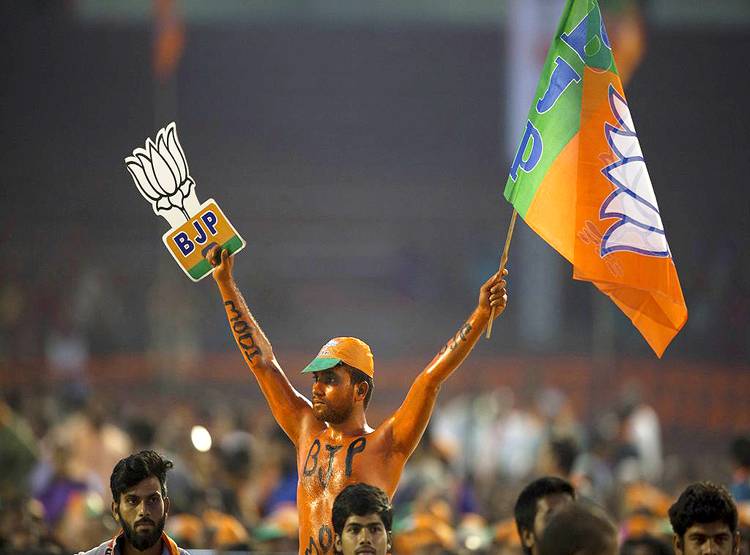 देश में सिकुड़ रही BJP, झारखंड भी हाथ से निकला, बदला सियासी MAP