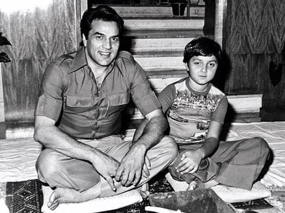 धर्मेंद्र ने नातिन राध्या संग यूं सेलिब्रेट किया 84वां बर्थडे, देखें PHOTOS