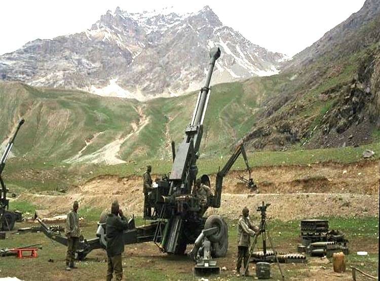 LoC पर बढ़ा तनाव, जानें भारत-PAK में कौन कितना ताकतवर