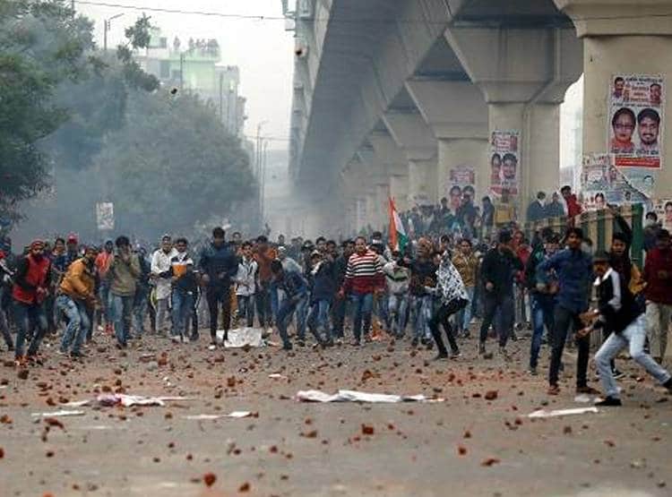 हिंसक प्रदर्शन के बाद अब कैसे हैं सीलमपुर इलाके के हालात, तस्वीरों में देखें