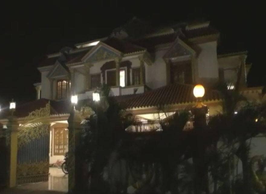 DMK के पूर्व MLA के घर छापा, सीक्रेट कमरे के संदूकों में मिला 'खजाना'