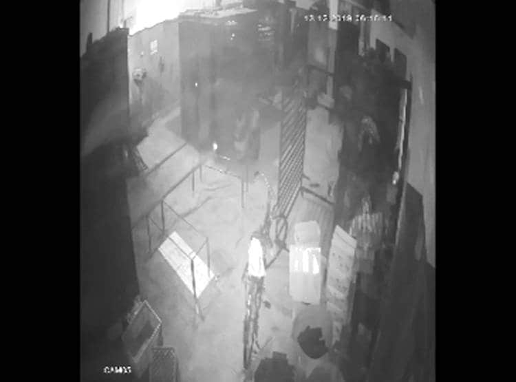 लड़के के प्राइवेट पार्ट में हवा भरने से मौत, CCTV में कैद घटना