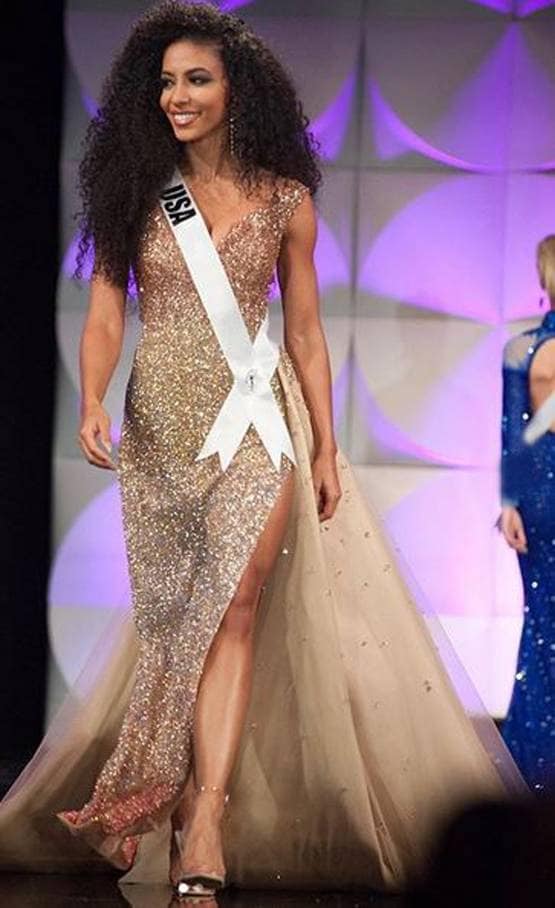 इन लड़कियों की खूबसूरती देखकर, अब तो 'गोरे रंग पे न इतना गुमान कर'