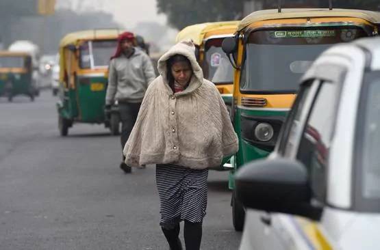 मौसम ने किया जादू और गायब हो गया ताजमहल!