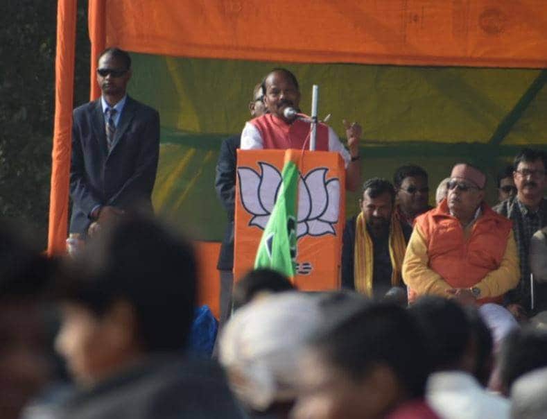 बागी को हराकर पहली बार MLA बने थे रघुवर, अब खुद बागी से हारे