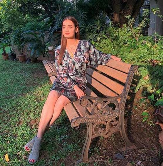 कभी मार्केटिंग एक्जीक्यूटिव थीं दीया, यूं शुरू हुआ फिल्मों में करियर