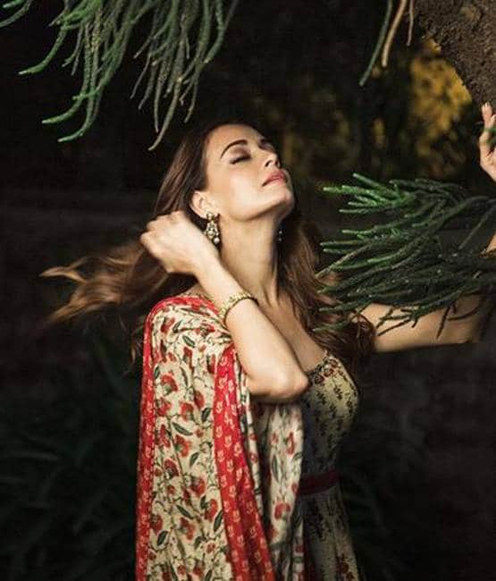 कभी मार्केटिंग एक्जीक्यूटिव थीं दीया, यूं शुरू हुआ फिल्मों में करियर