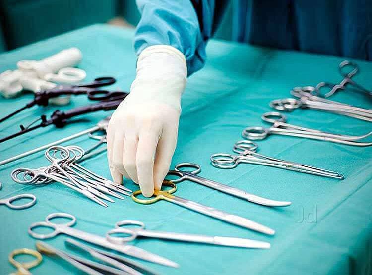 पैदा हुआ तो थे ही नहीं अंडकोश, 36 की उम्र में जुड़वा भाई से लिया