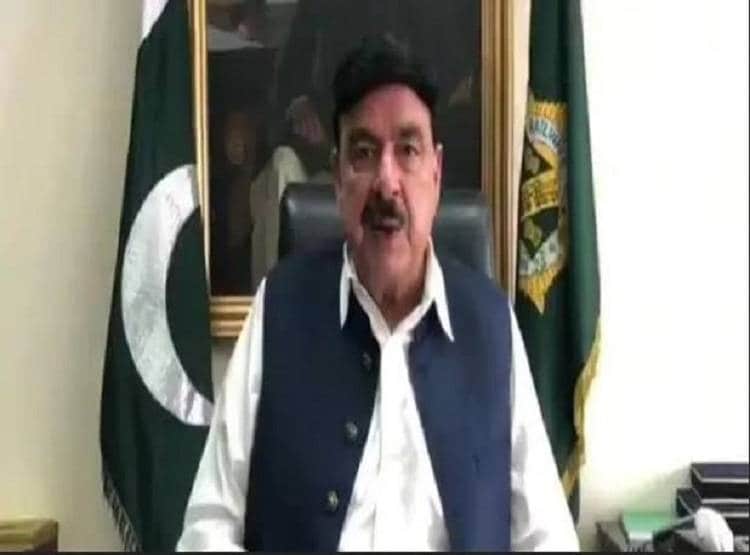 इमरान के मंत्री ने खोली पोल- हमारे नेता फौज की नर्सरियों में पले