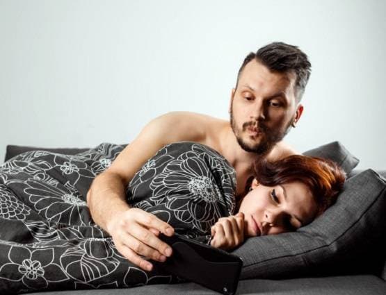 शादीशुदा आदमी से प्यार ने यूं बर्बाद कर दी इस लड़की की जिंदगी