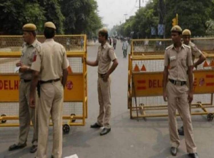 संभलकर मनाएं नए साल का जश्न, पुलिस रडार पर होंगे हुड़दंगी
